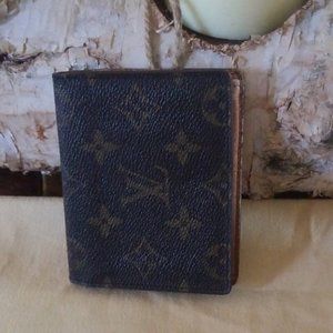 Hard to find! Authentic Louis Vuitton wallet/card